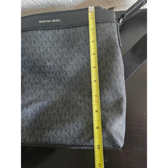 Michael Kors Greyson Logo Messenger Bag